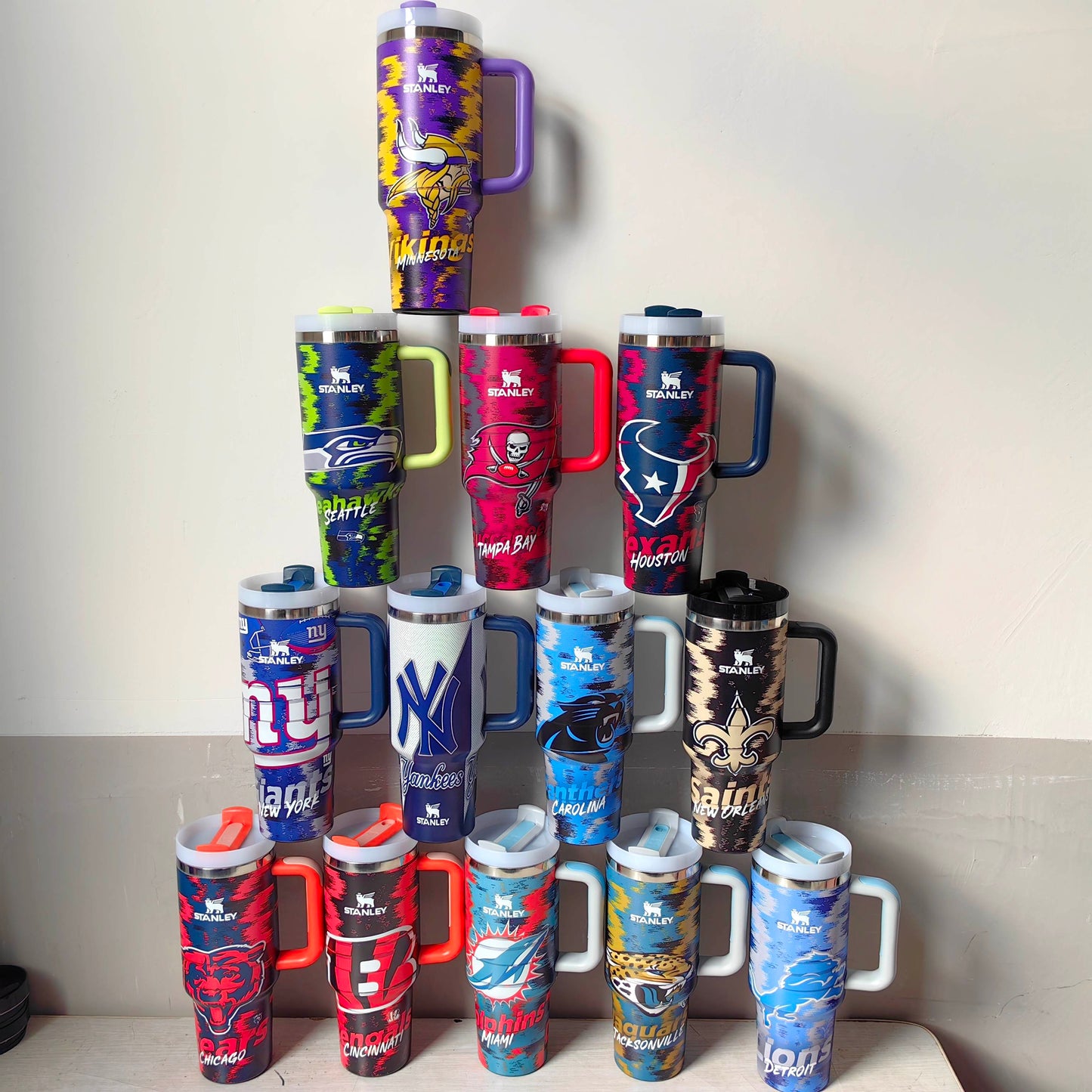 40oz Sports Fan Stainless Steel Tumbler with Handle PRE-ORDER